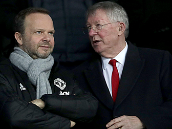 Manchester United hierarchy bu...
